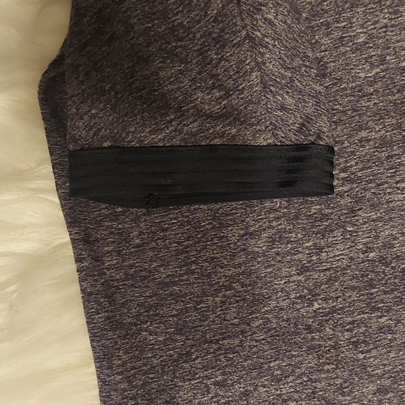 IVIVVA (by Lululemon) T-Shirt - Picture 3 of 6